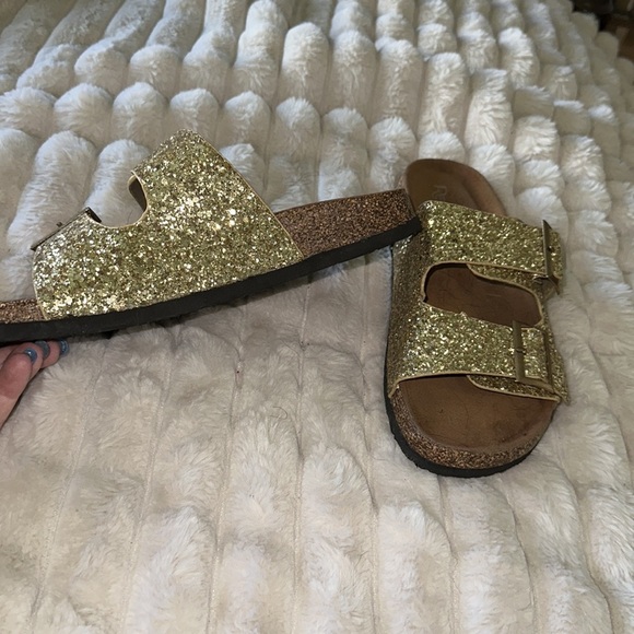 Size 7  gold glitter sandals - Picture 2 of 5